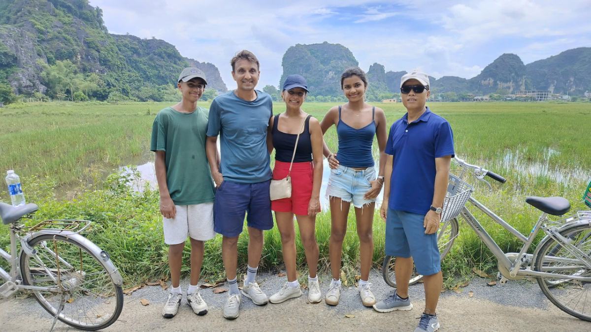 Ninh Binh cycling tours with Great views